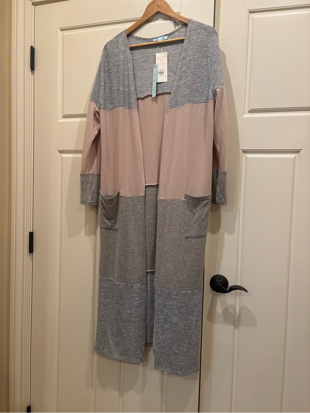 She and Sky Long Colorblock Open Cardigan in Pink and Gray